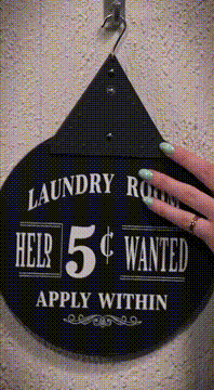 AI generated video: “ … they like the way I fold …”@vampiresi.esmeemeral