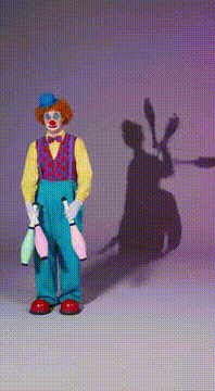 AI生成视频：The clown’s shadow performs better metrics. “Identity outsourced.”
